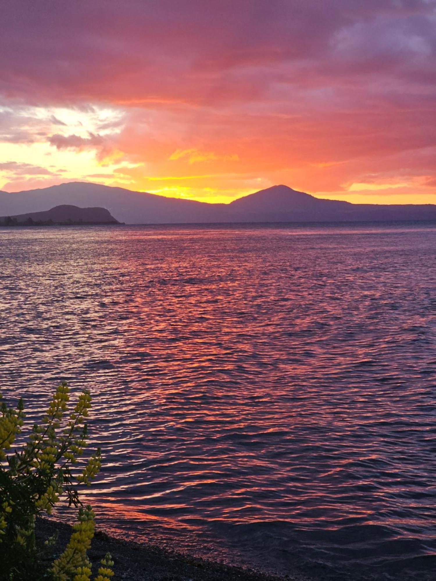 10 @ Wai Matangi Villa ตูรางี ภายนอก รูปภาพ
